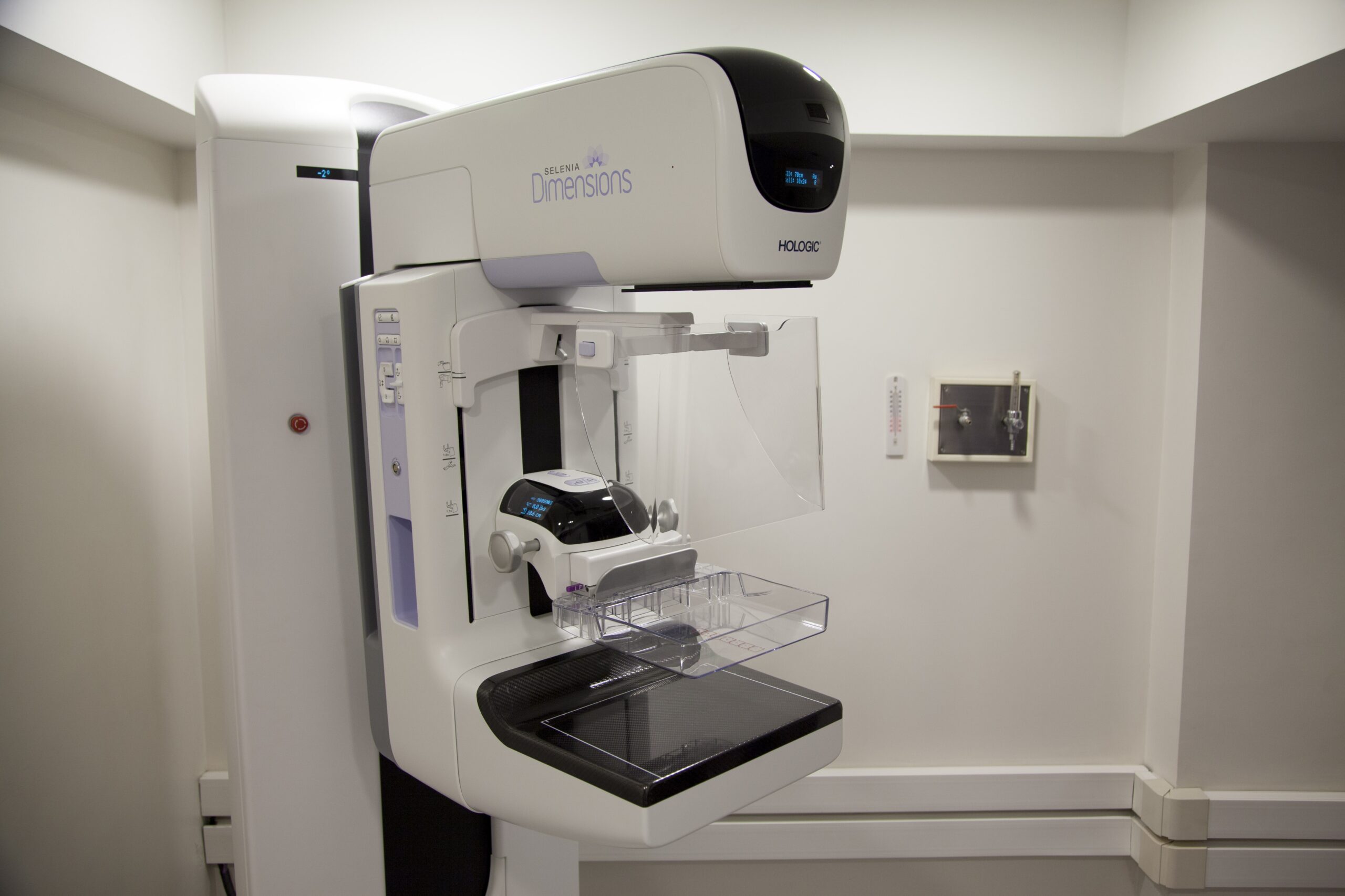Breast cancer and diabetic eye screening to be first beneficiaries of NHS £70m digitisation scheme