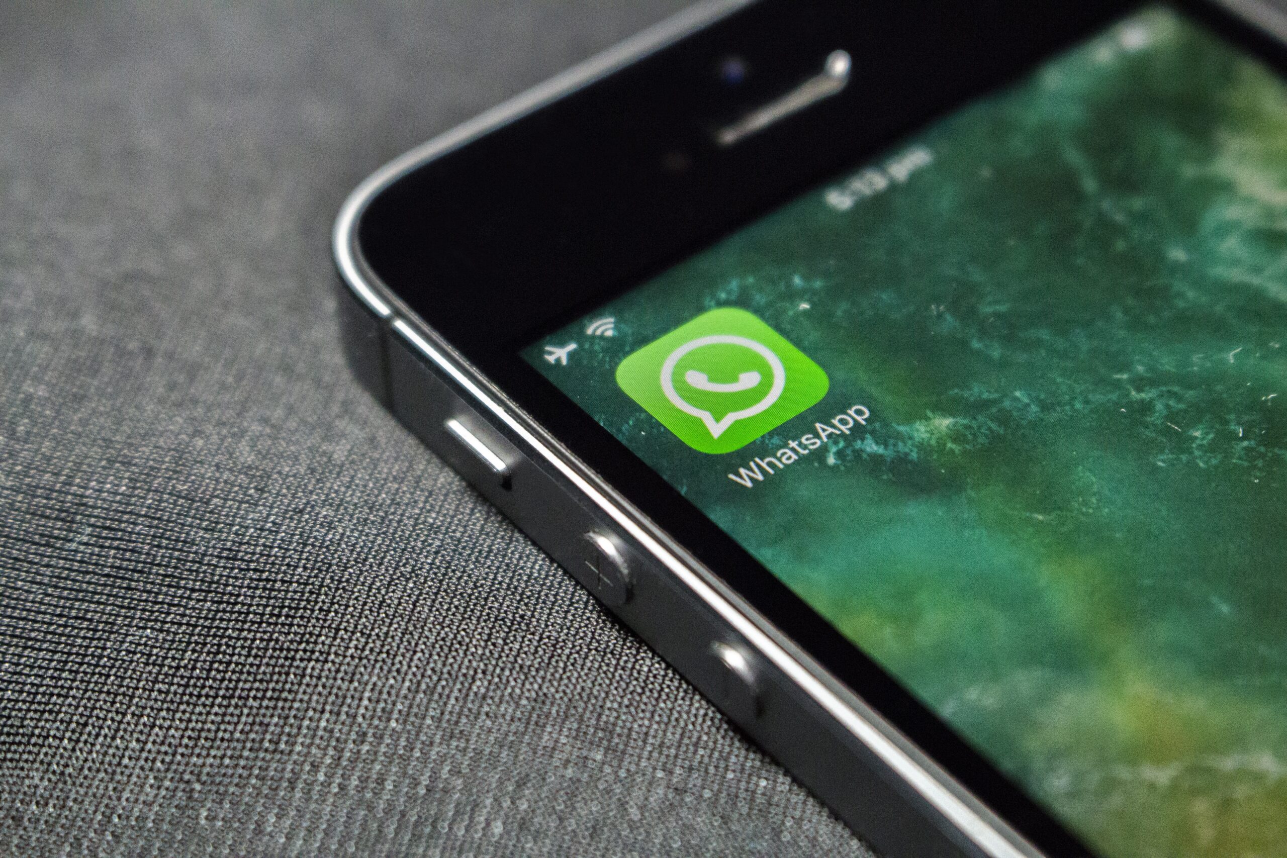 MPs issue warning over WhatsApp-based lobbying